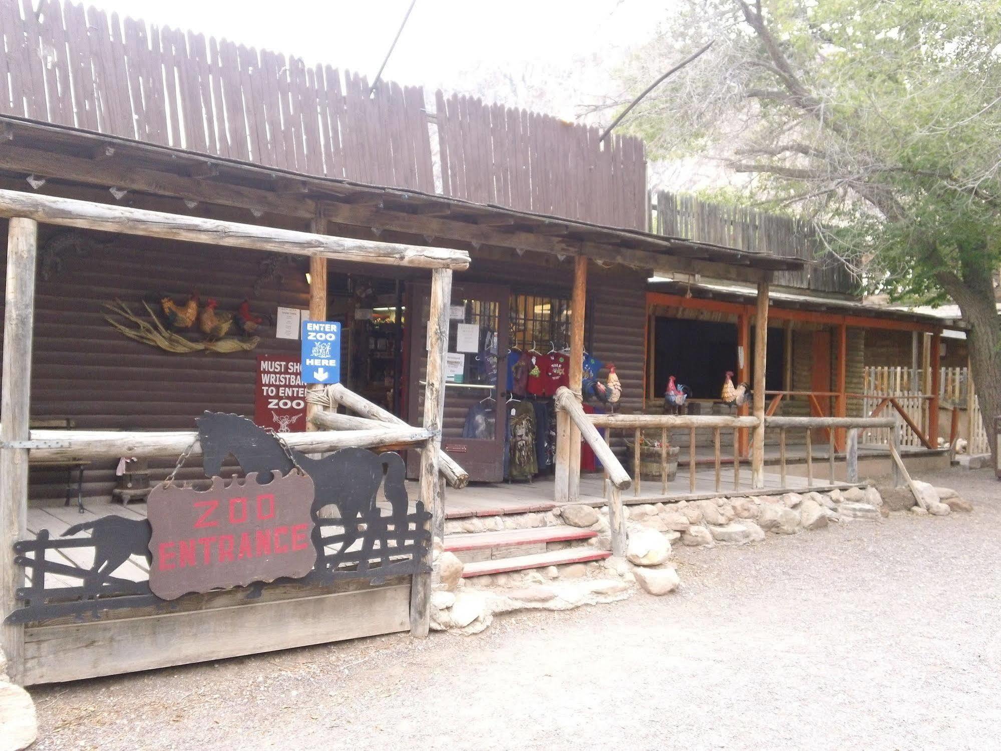 Blue Diamond Bonnie Springs Ranch Motel المظهر الخارجي الصورة